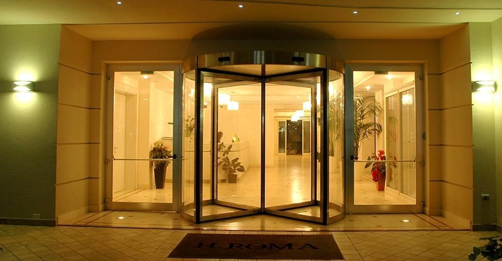 Hotel Roma Residenza Червія Екстер'єр фото