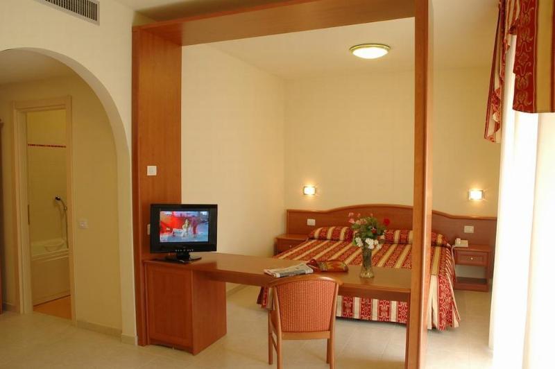 Hotel Roma Residenza Червія Екстер'єр фото