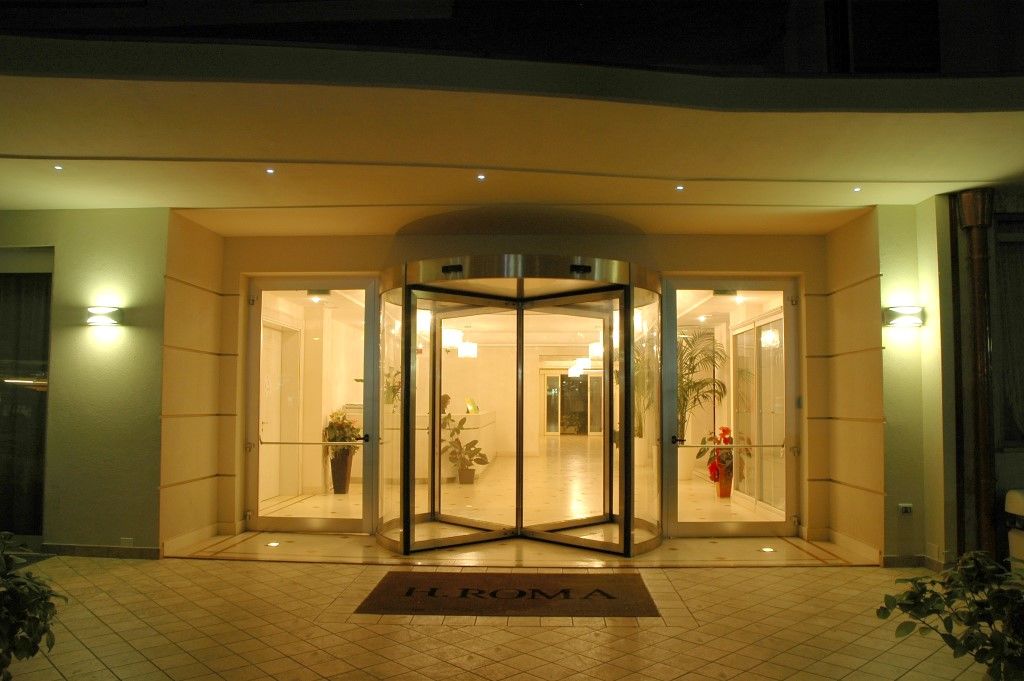 Hotel Roma Residenza Червія Екстер'єр фото
